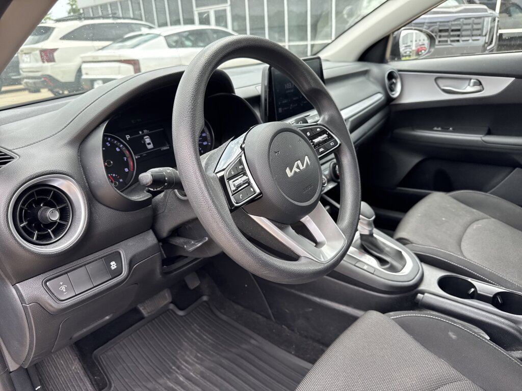 Certified 2024 Kia Forte LXS FWD image 23