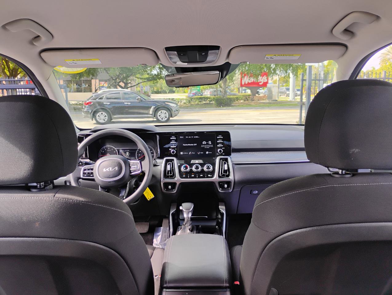 Used 2023 Kia Sorento LX FWD image 26