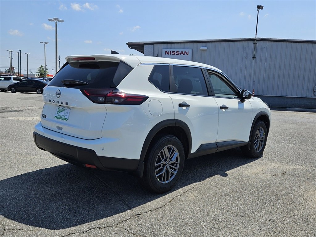New 2026 Nissan Rogue S image 10