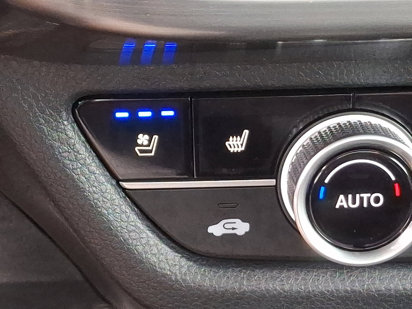 Certified 2025 Acura ADX A-Spec AWD/4WD image 25