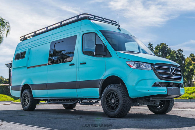 Used 2024 Mercedes-Benz Sprinter 2500 image 12