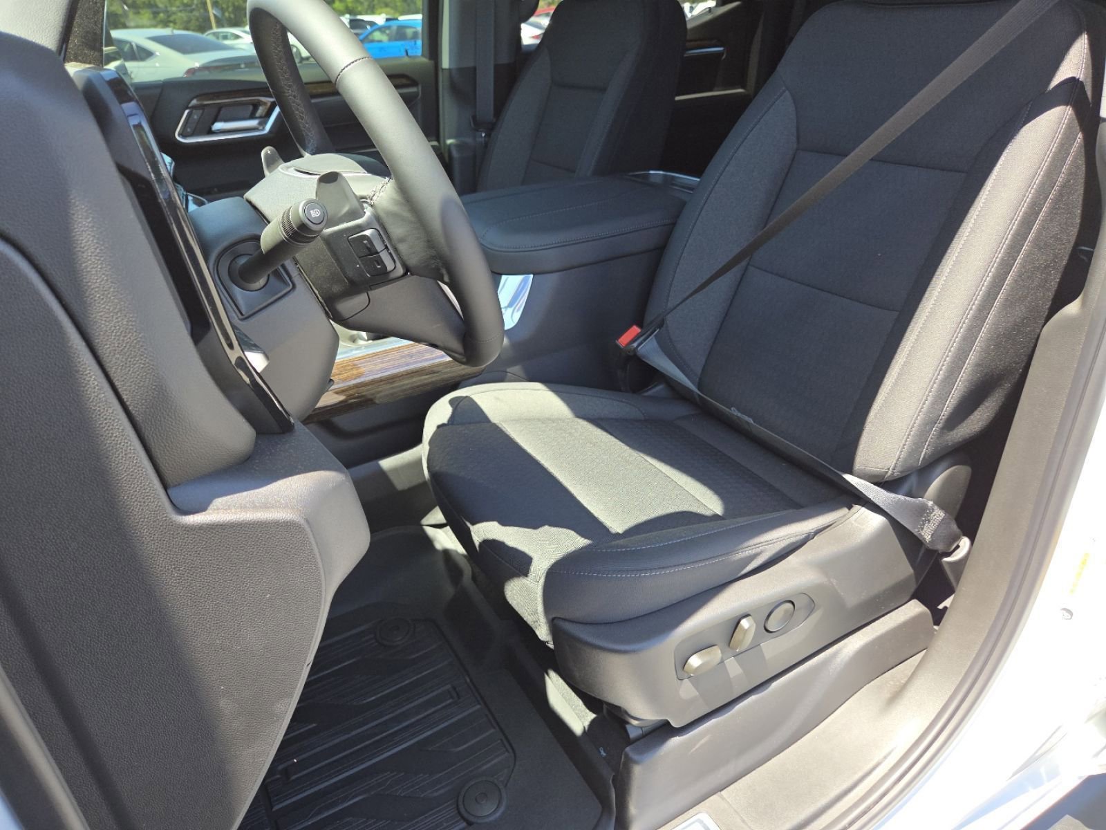 New 2026 GMC Sierra 1500 Elevation image 27