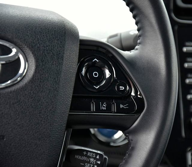 Used 2020 Toyota Prius Prime LE image 16