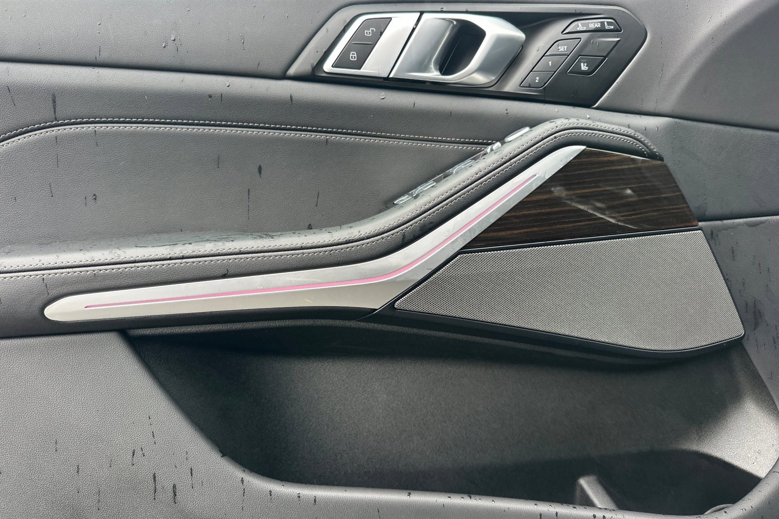 Certified 2023 BMW X7 xDrive40i w/ Premium Package image 12