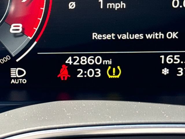 Used 2022 Audi S6 Premium Plus image 16