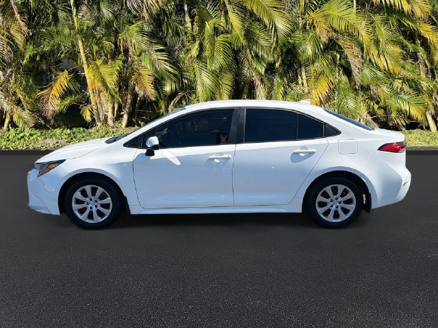 Used 2025 Toyota Corolla LE FWD image 8