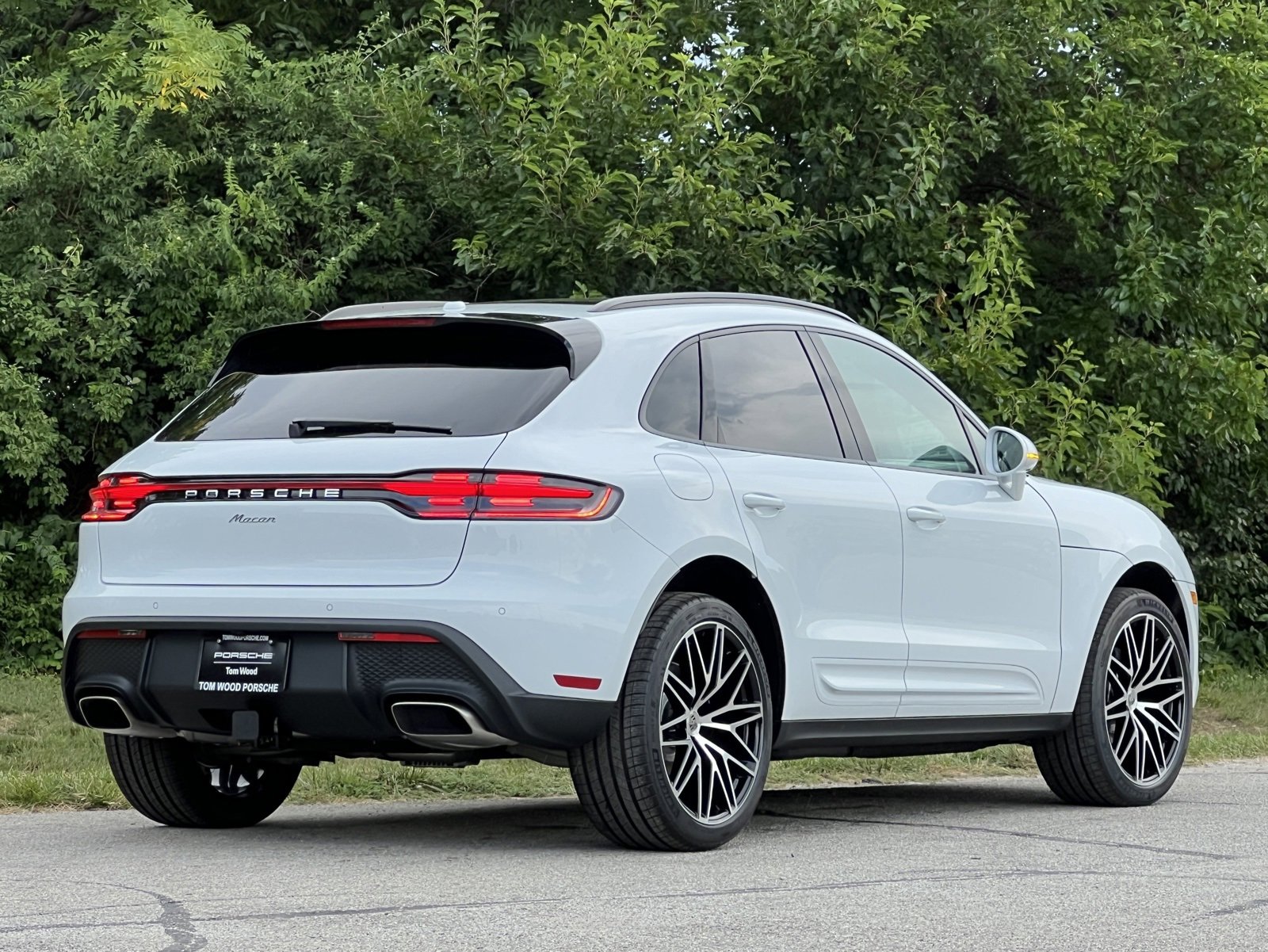 New 2026 Porsche Macan image 6
