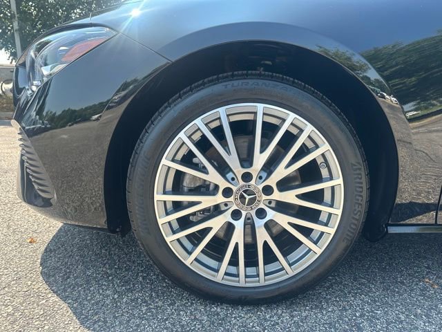 Used 2025 Mercedes-Benz CLA 250 4MATIC image 9