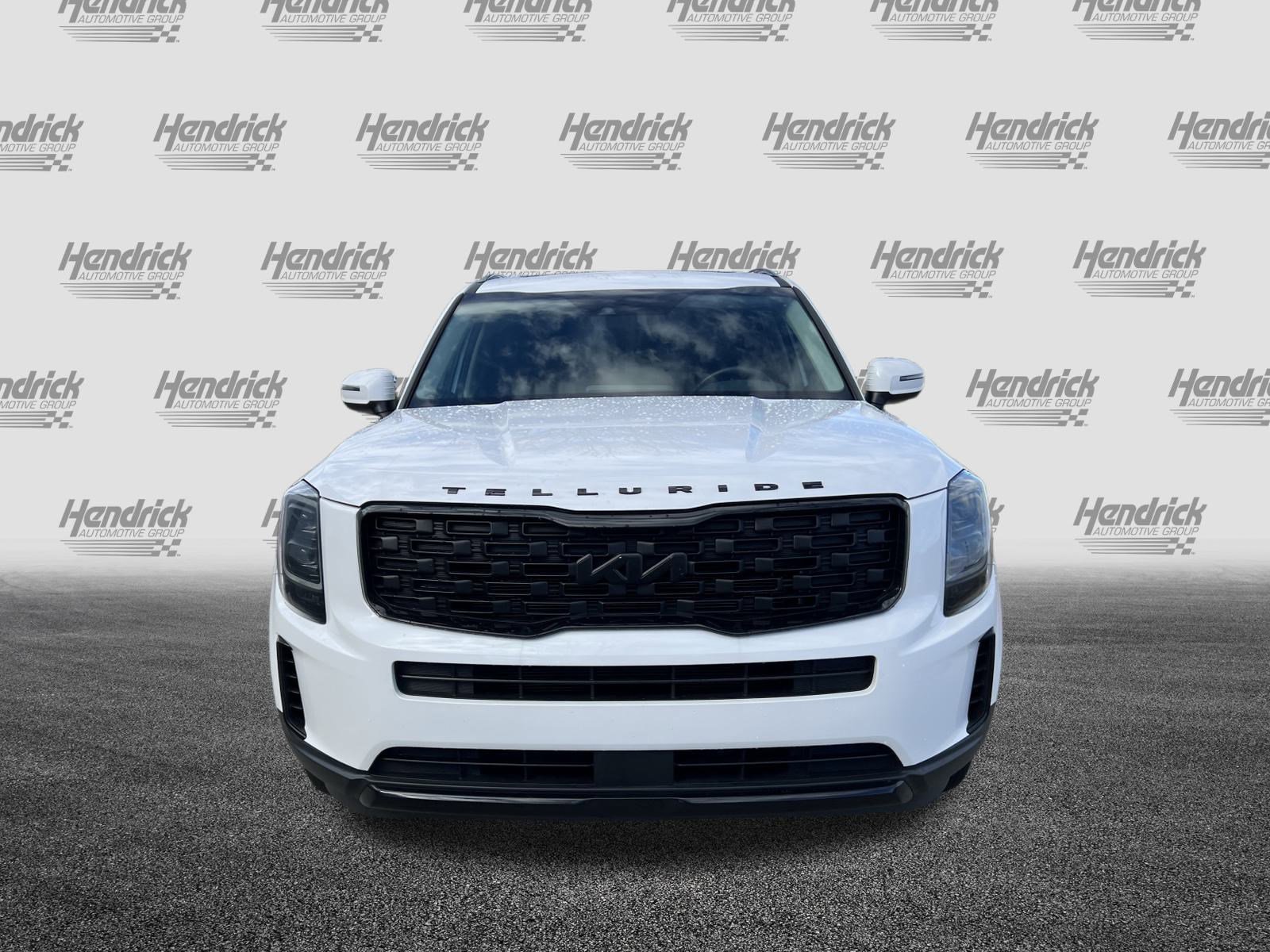 Used 2022 Kia Telluride EX w/ EX Premium Package image 3