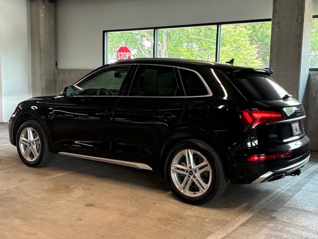 Used 2023 Audi Q5 e Premium Plus w/ Premium Plus Package AWD/4WD image 2