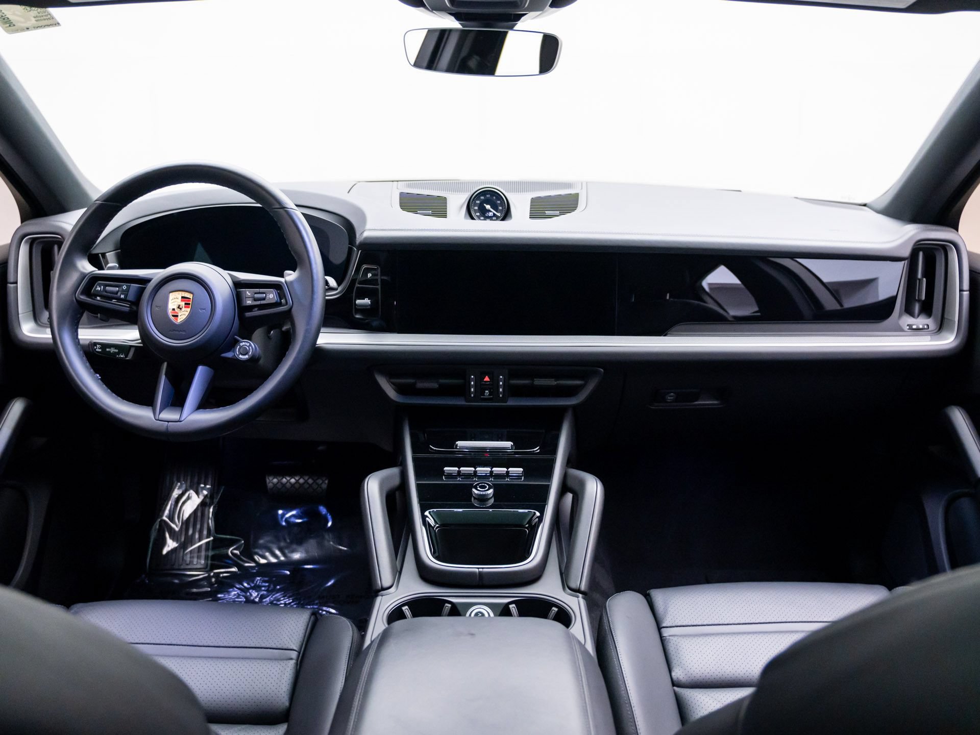 Used 2024 Porsche Cayenne Coupe AWD/4WD image 10