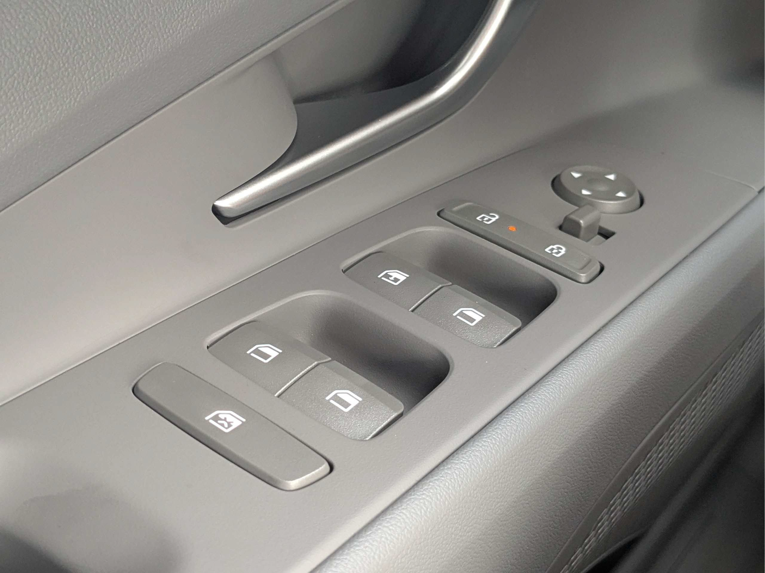 New 2026 Hyundai Elantra SE FWD image 22
