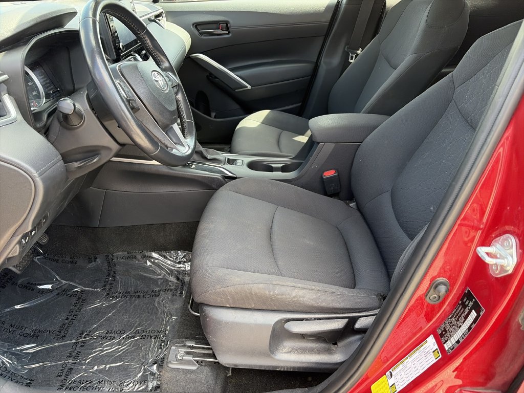 Used 2022 Toyota Corolla Cross LE FWD image 17