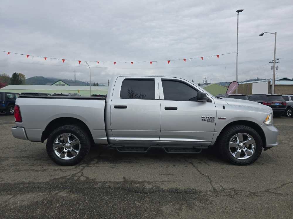 Used 2019 RAM 1500 Express w/ Express Value Package AWD/4WD image 6