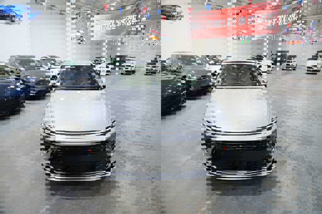 Used 2025 Hyundai Sonata SEL image 3