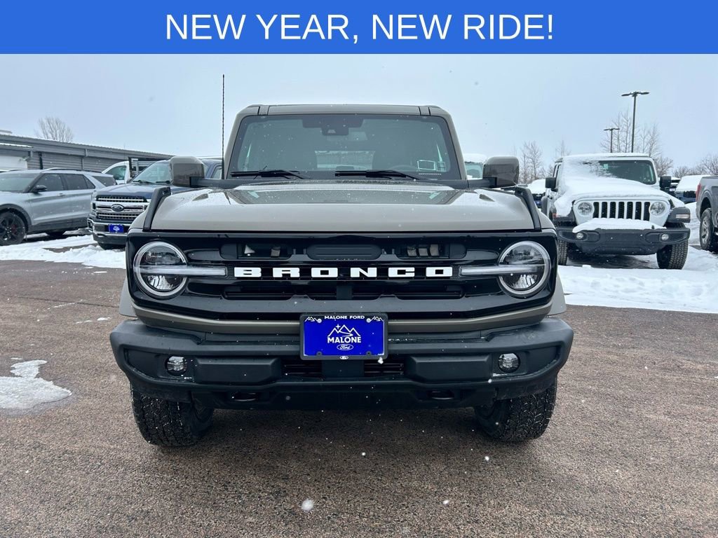 Used 2025 Ford Bronco Outer Banks image 9