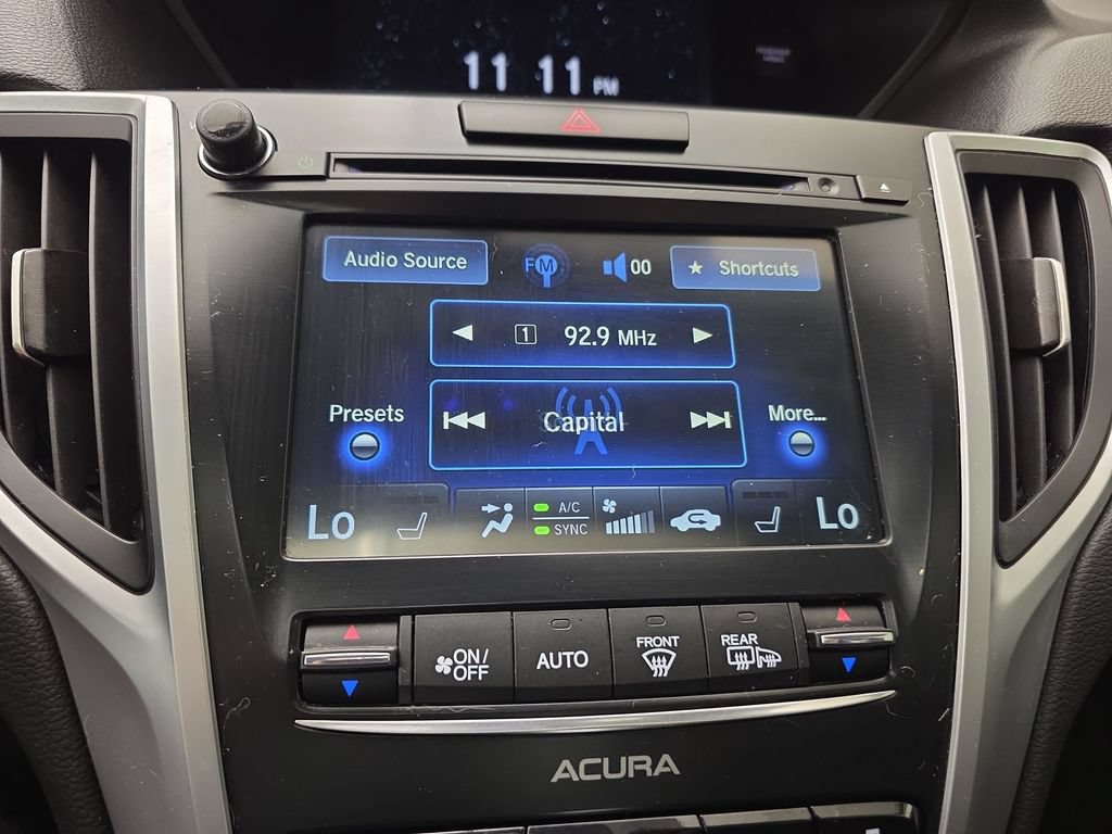 Used 2017 Acura TLX FWD image 17