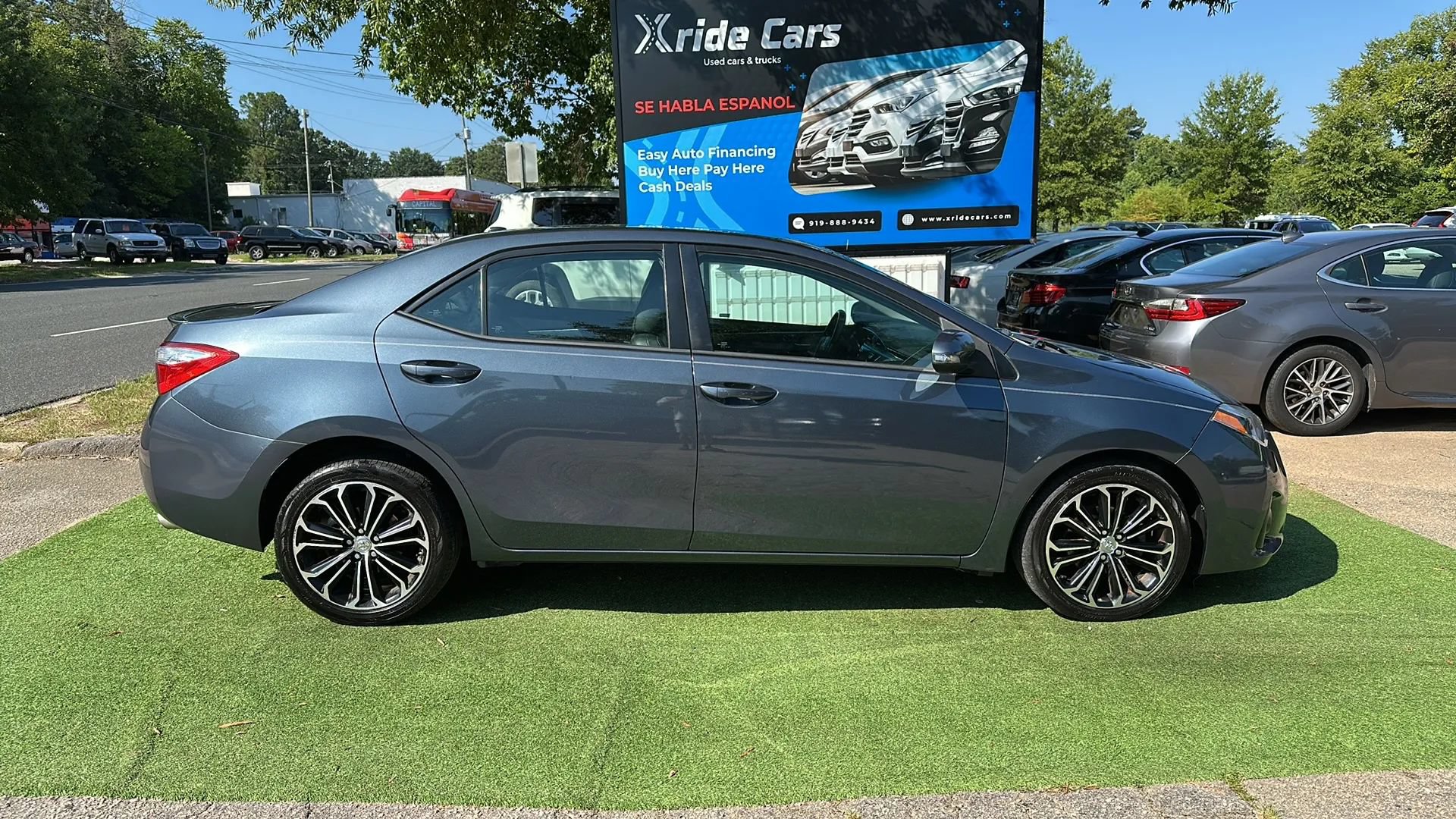 Used 2015 Toyota Corolla S w/ Driver Convenience Package FWD image 7