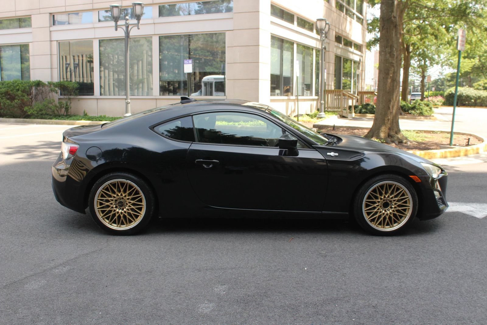 Used 2015 Scion FR-S RWD image 5