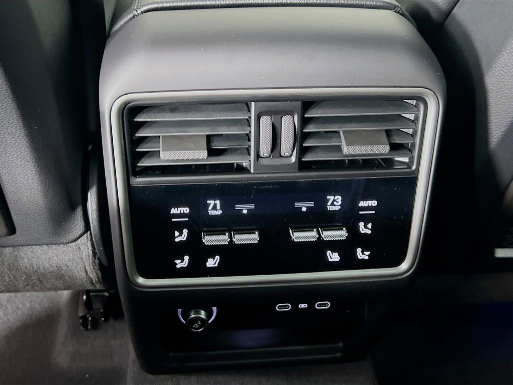 New 2026 Porsche Cayenne image 27