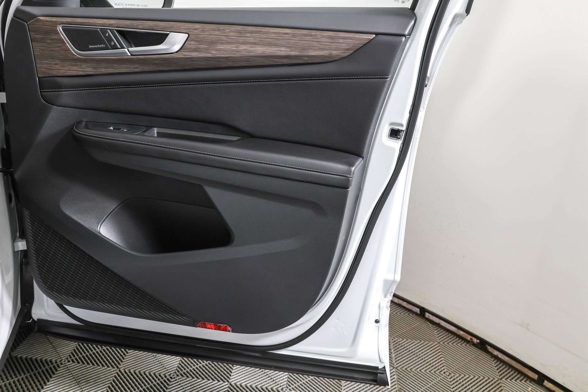 New 2026 Volkswagen Atlas SEL Premium R-Line image 48