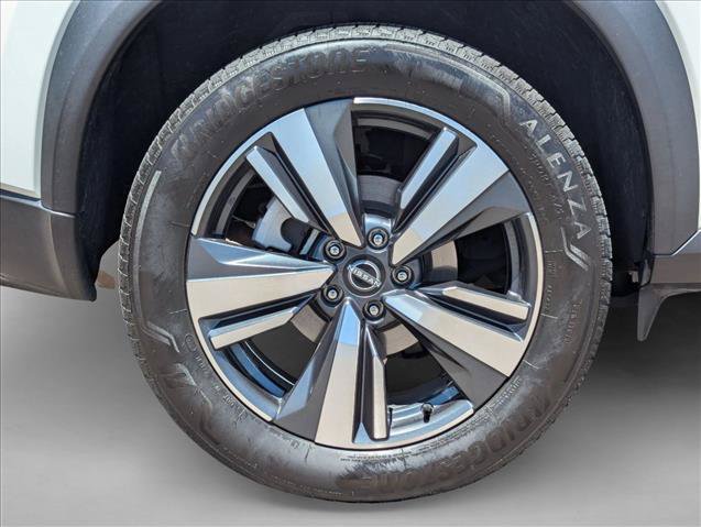 Used 2023 Nissan Rogue SL AWD/4WD image 24