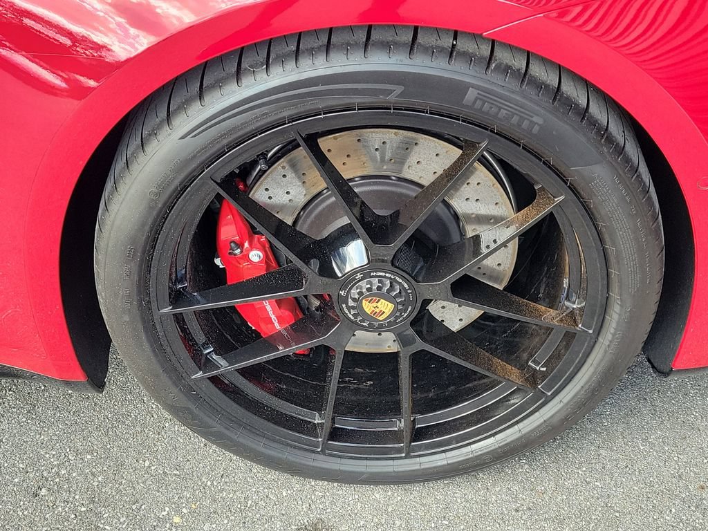 Certified 2025 Porsche 911 Targa 4 GTS AWD/4WD image 11