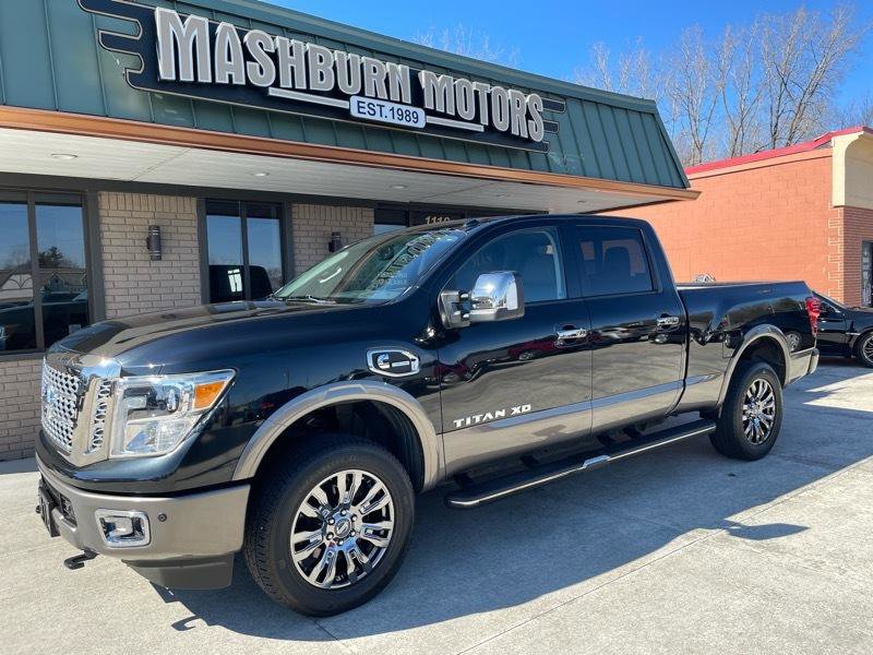 Used 2016 Nissan Titan Platinum Reserve image 2