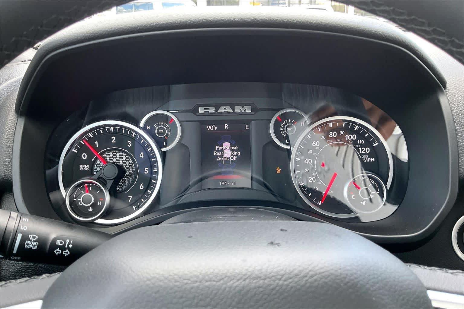 Used 2025 RAM 1500 Big Horn w/ Night Edition AWD/4WD image 24