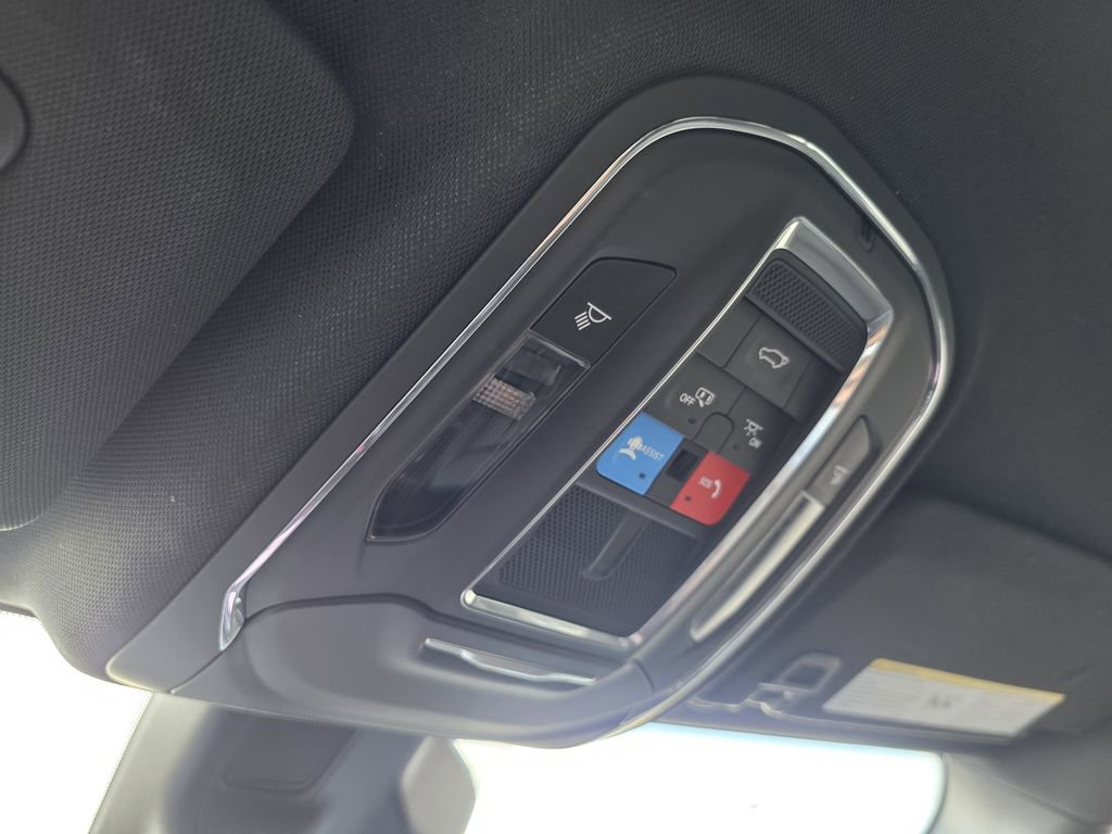 Used 2025 Jeep Grand Cherokee Limited w/ Black Appearance Package image 33