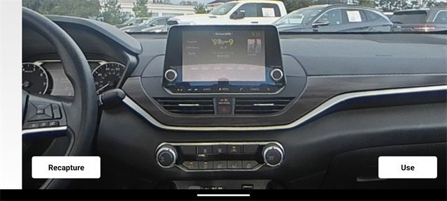 Used 2024 Nissan Altima 2.5 SV image 15