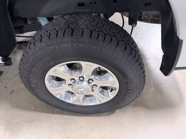 Used 2025 RAM 2500 Big Horn AWD/4WD image 37