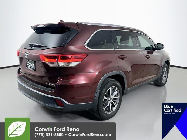 Used 2019 Toyota Highlander XLE AWD/4WD image 9