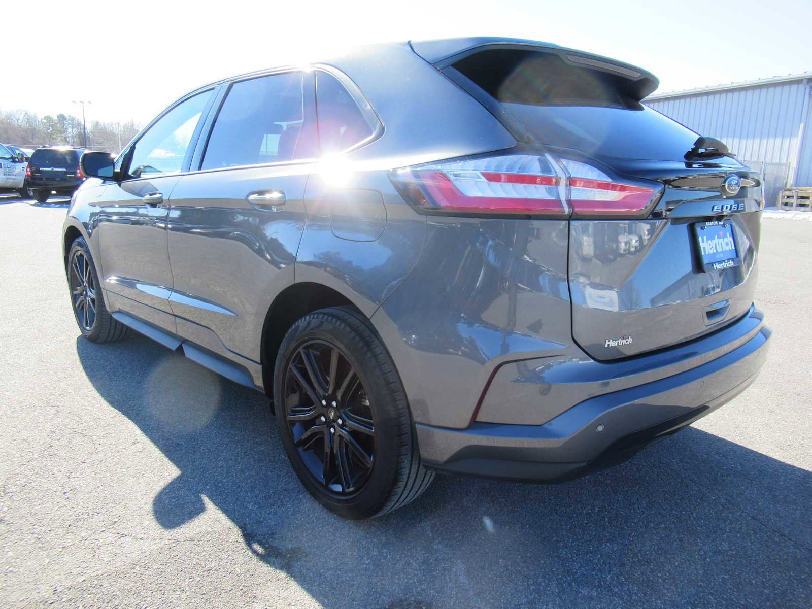 Used 2022 Ford Edge ST-Line image 7