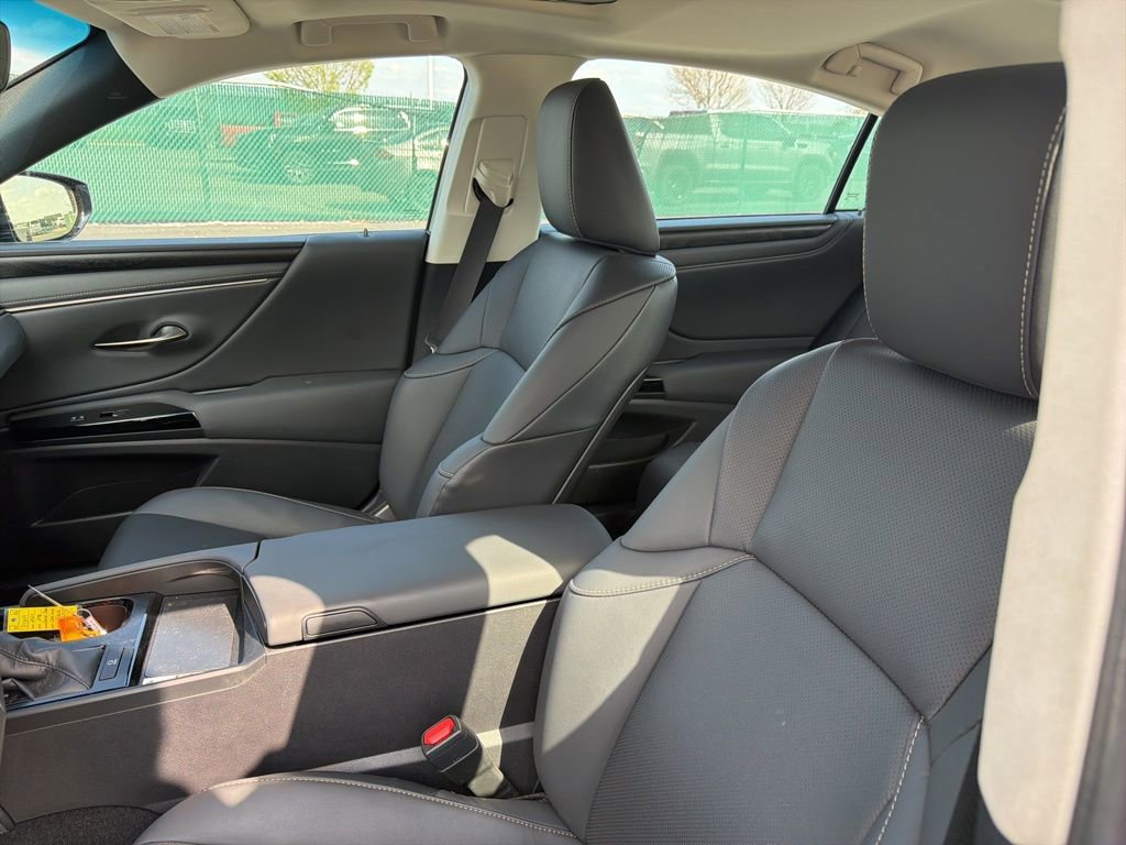 Used 2023 Lexus ES 350 w/ Premium Package image 14