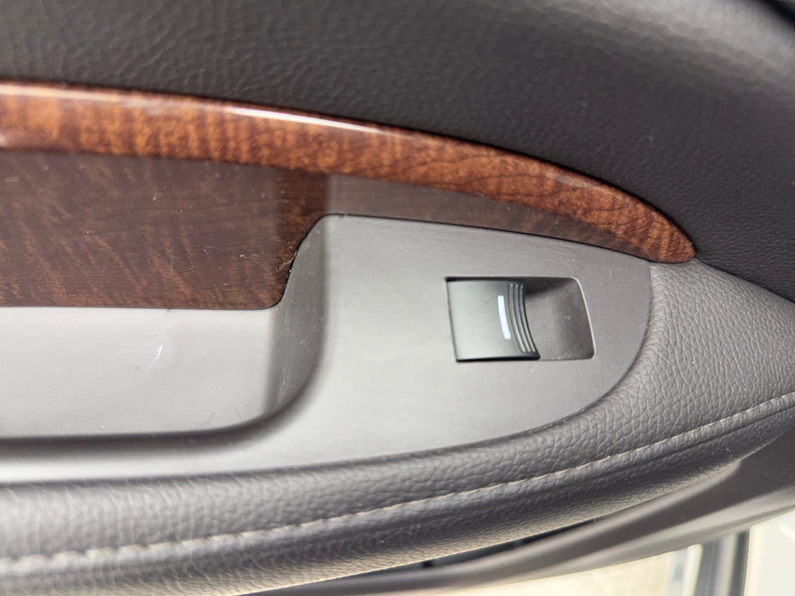 Used 2020 Acura MDX FWD image 42