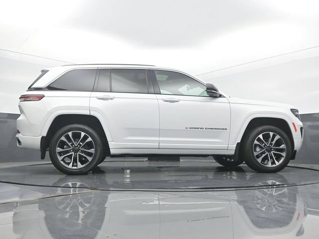 Used 2023 Jeep Grand Cherokee Overland AWD/4WD image 52