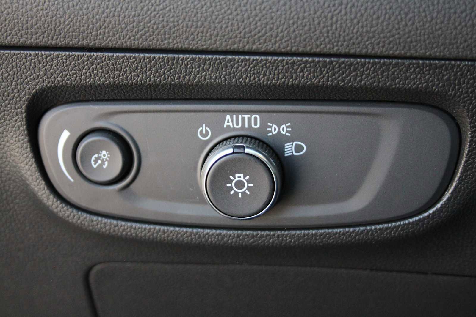 Used 2024 Buick Encore GX Preferred w/ Comfort Package image 24