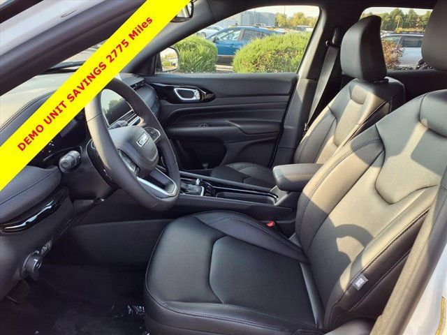 New 2026 Jeep Compass Limited image 14