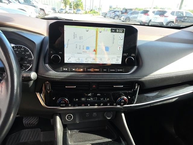 Used 2022 Nissan Rogue SL w/ SL Premium Package image 18