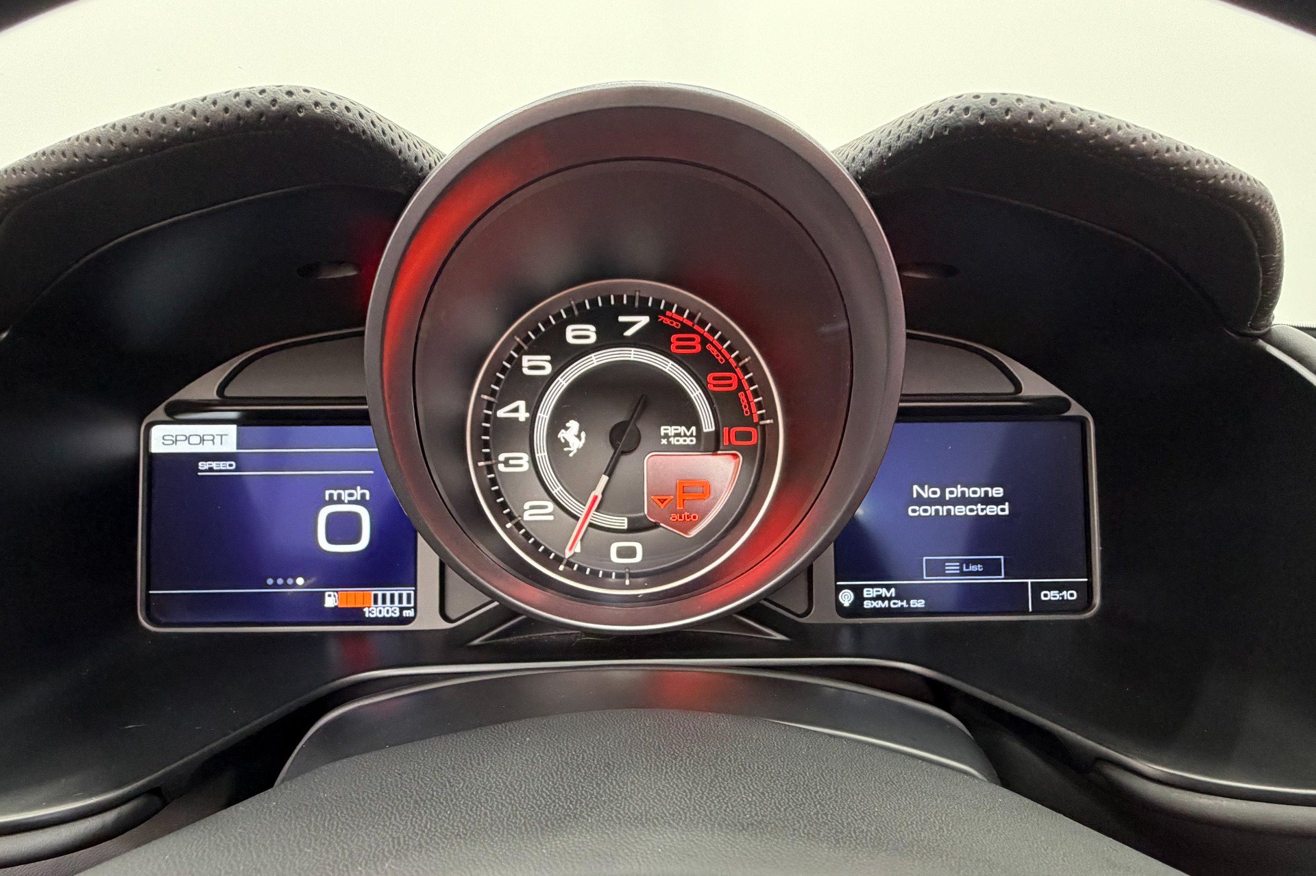 Used 2020 Ferrari Portofino RWD image 21