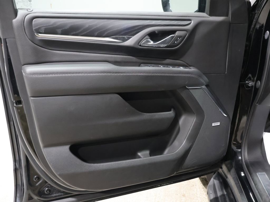 Used 2024 GMC Yukon Denali image 13