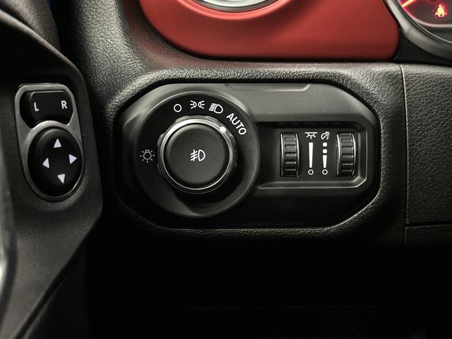 Used 2022 Jeep Wrangler Unlimited Rubicon image 23