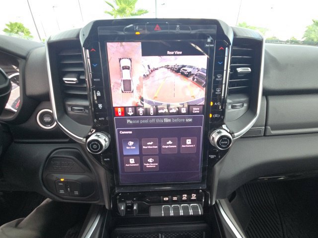 New 2027 RAM 3500 Big Horn AWD/4WD image 12