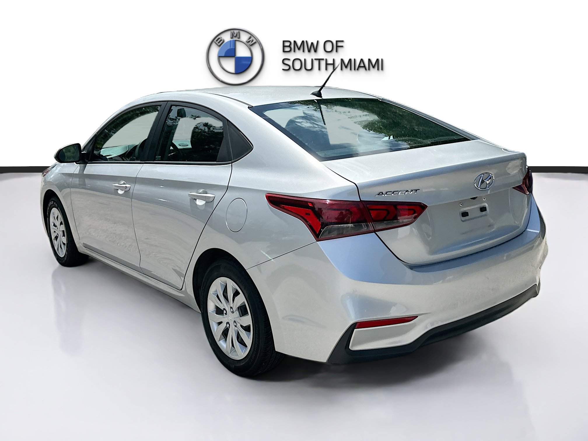 Used 2022 Hyundai Accent SE FWD image 5