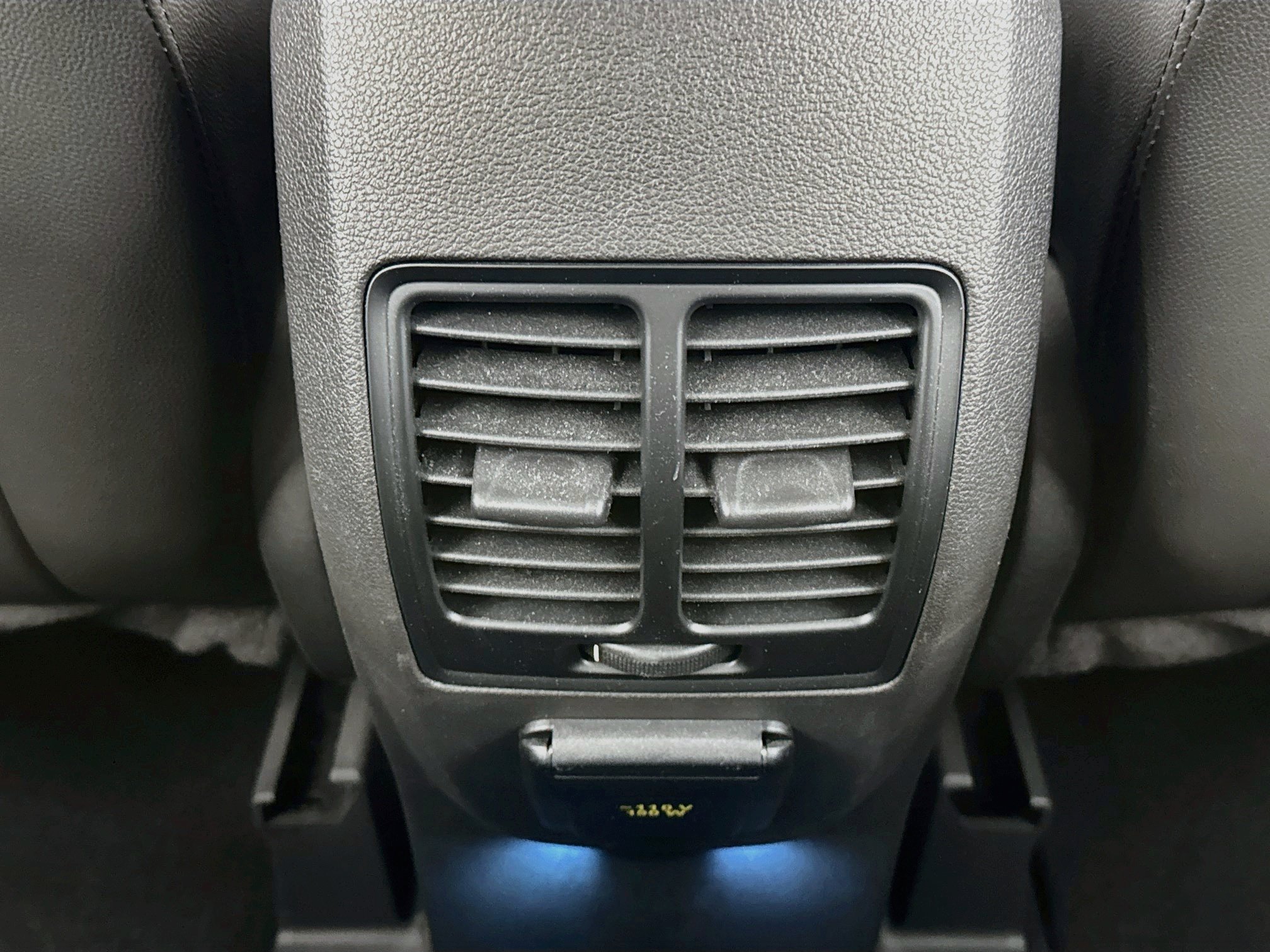 Used 2013 Ford Escape Titanium w/ Parking Technology Pkg FWD image 24