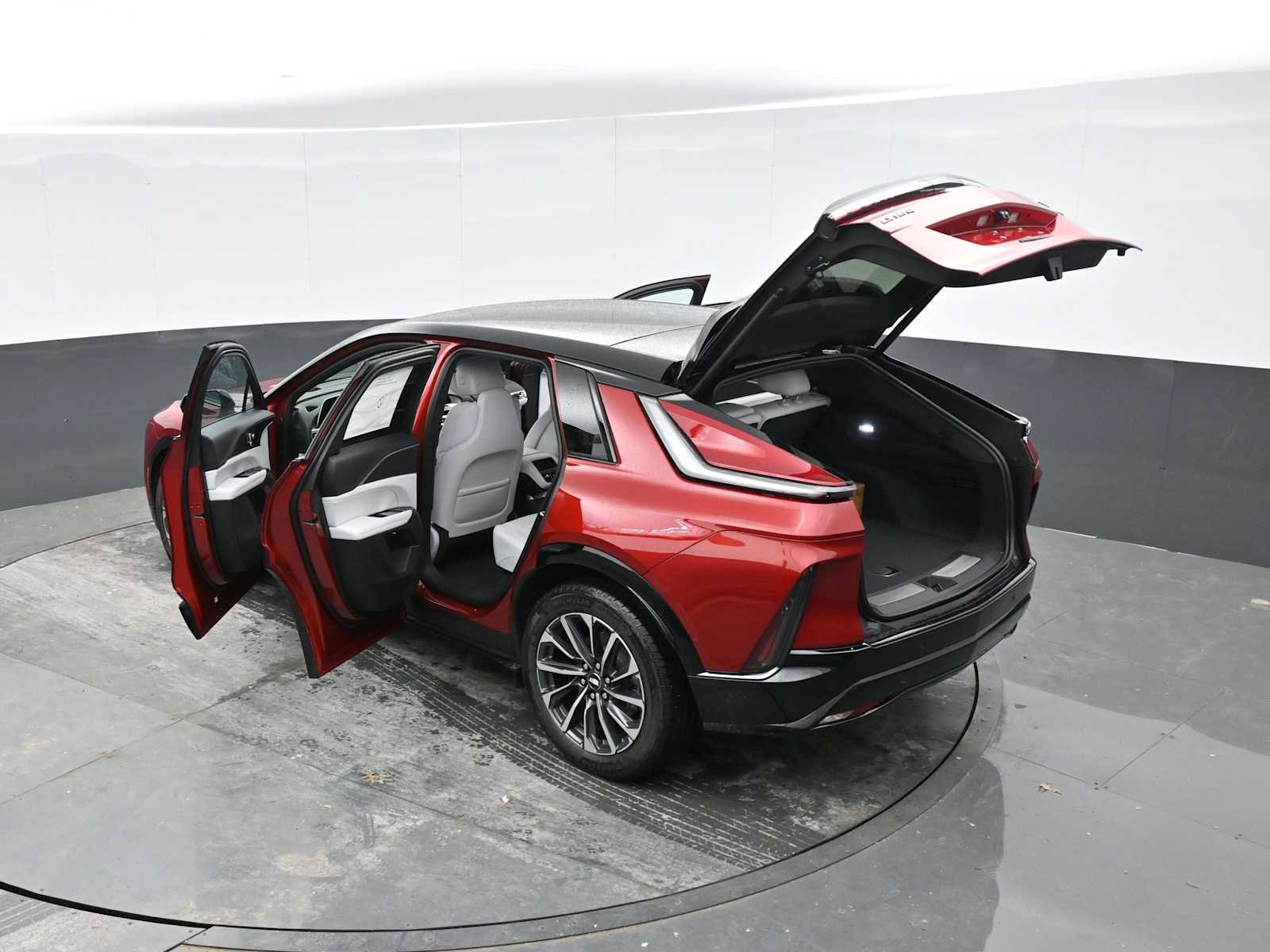 New 2025 Cadillac Lyriq Sport image 50