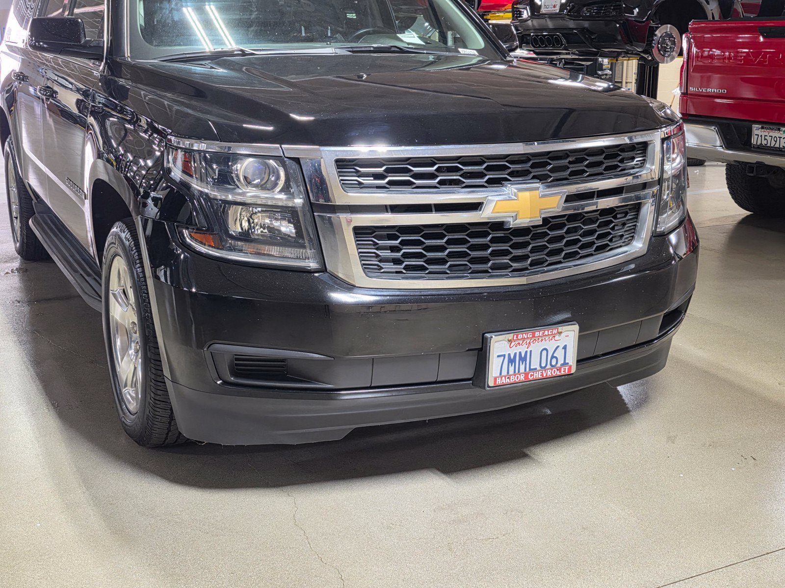 Used 2015 Chevrolet Suburban LT RWD image 9