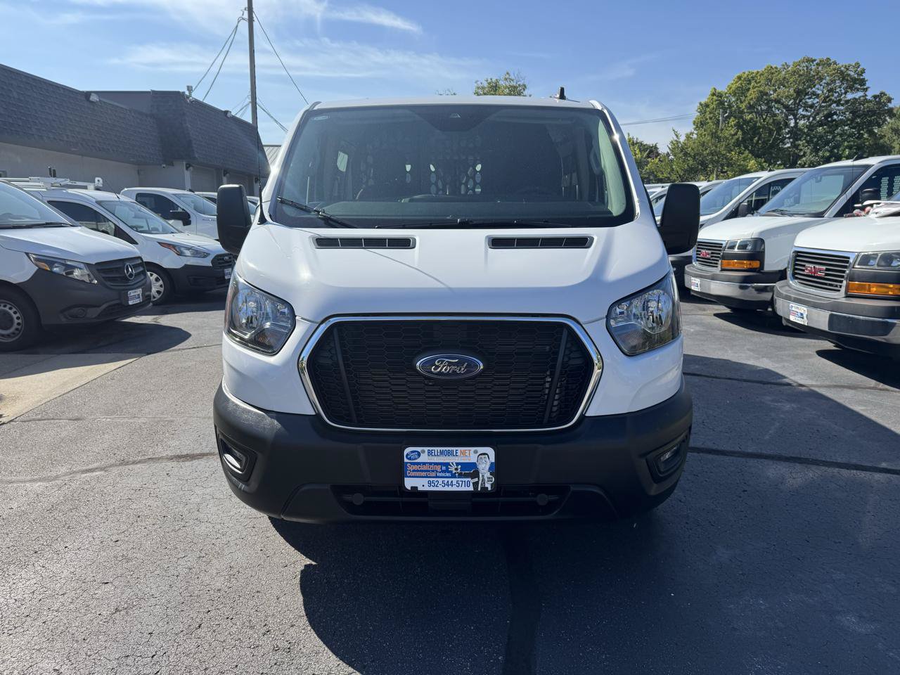 Used 2025 Ford Transit 250 Low Roof w/ Exterior Upgrade Package RWD image 2