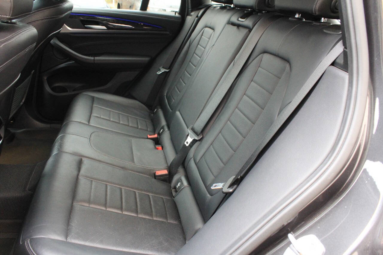 Used 2018 BMW X3 M40i image 13